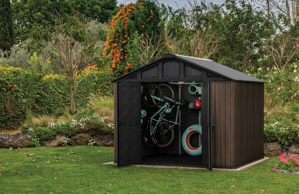 Keter Summit shed in a garden