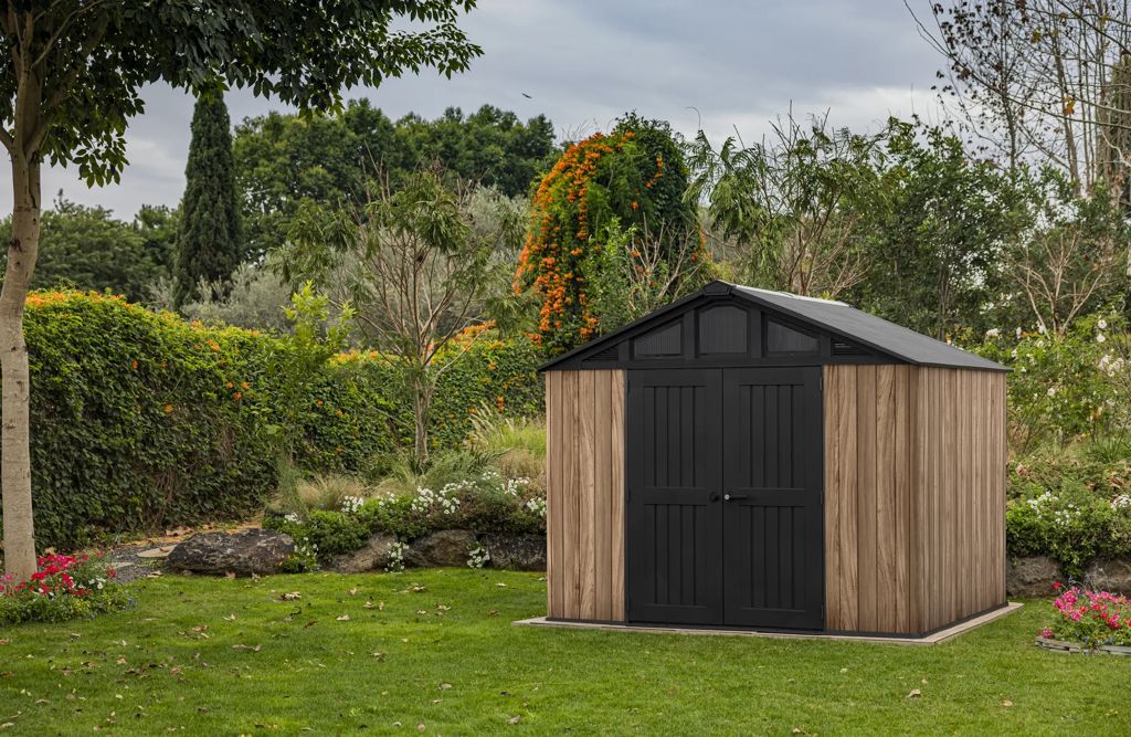 Keter Stronghold oak brown interior