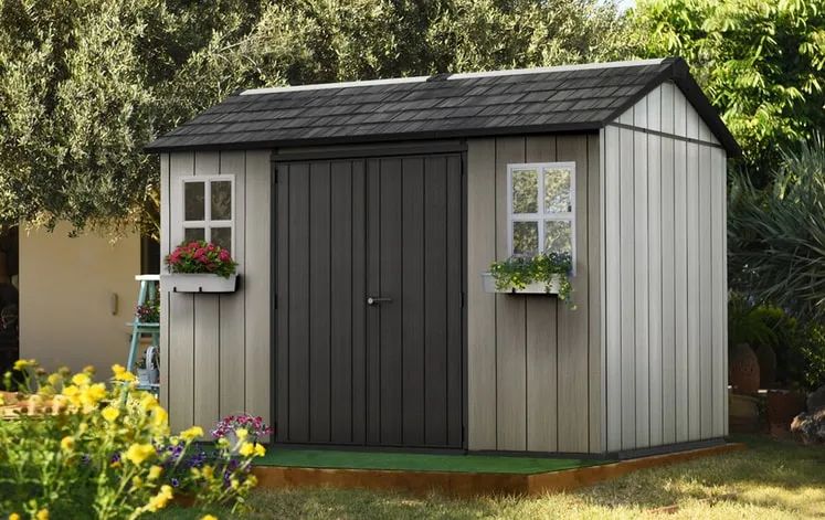 Keter Oakland shed in a garden